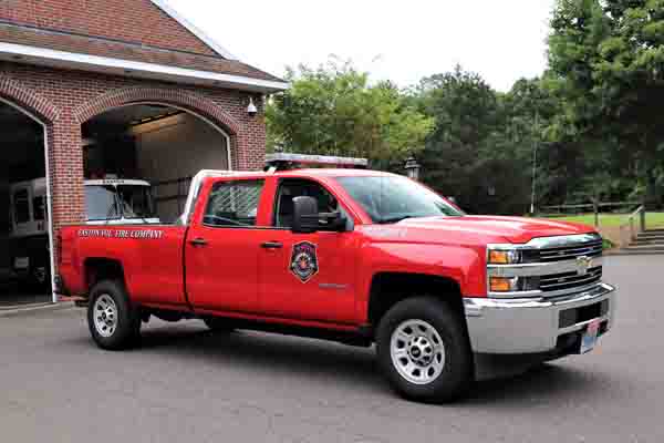 Utility 1 - Chevrolet 3500 Crew Cab - View 2